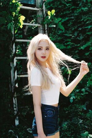 Photo : Happy jinsoul day