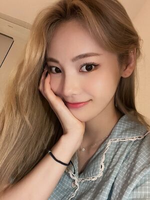 Photo : Jinsoul