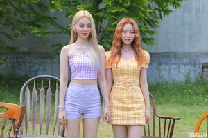 Photo : JinSoul and Go Won