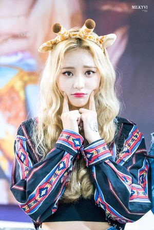 Photo : Jinsoul