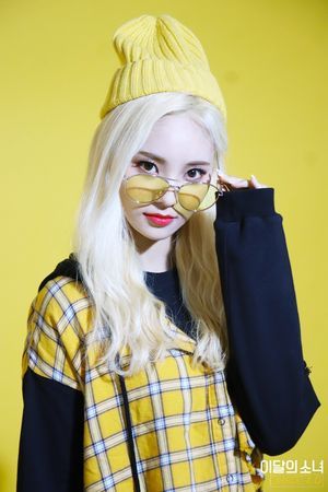 Photo : Jinsoul