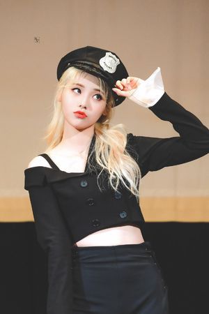 Photo : Jinsoul