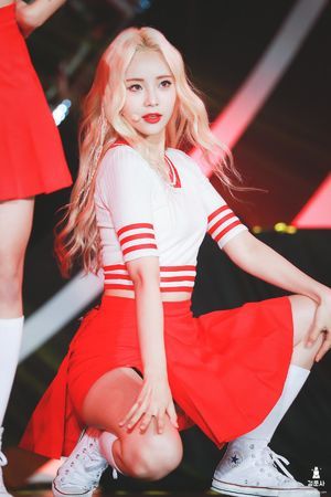 Photo : Jinsoul