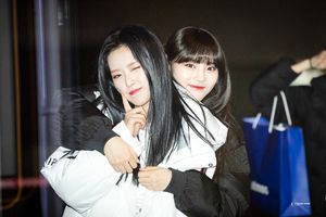 Photo : Olivia Hye & Jinsoul