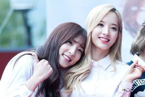 Photo : Eunseo & Bona