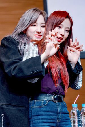 Photo : Eunseo & Yeoreum