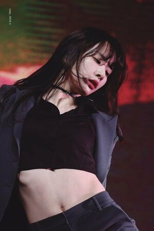 Photo : Seola is hot af