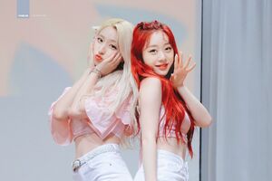 Photo : Eunseo & Yeonjung