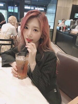 Photo : A drink with Jiu