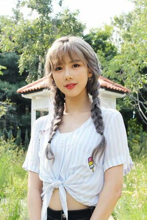 Photo : Yoohyeon