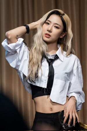 Photo : Yoohyeon