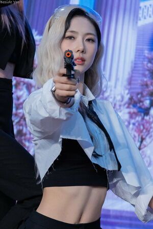 Photo : Yoohyeon - DREAMCATCHER