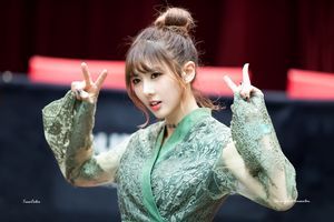 Photo : Yoohyeon