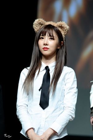 Photo : Yoohyeon