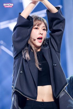 Photo : Yoohyeon