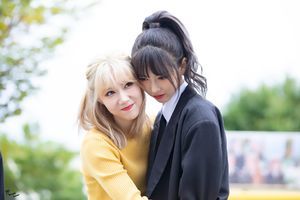 Photo : Handong & Yoohyeon