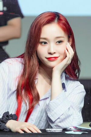 Photo : Gahyeon