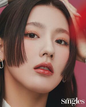 Photo : Miyeon ?