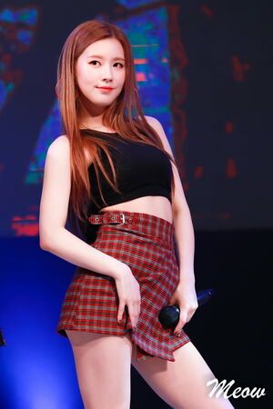 Photo : Happy Miyeon Day!