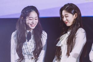 Photo : Jisoo & Yein