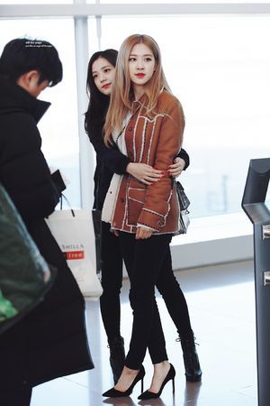 Photo : Jisoo & Rosé