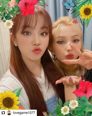 Photo : Yuqi & Soyeon