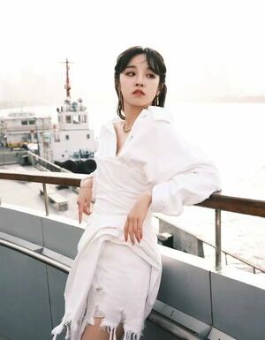 Photo : Yuqi