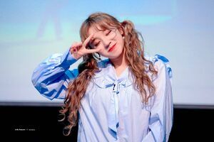 Photo : Yuqi