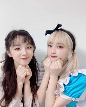 Photo : Yuqi & Yena