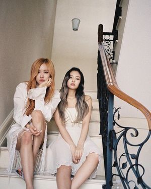 Photo : Blackpink - Rose and Jennie