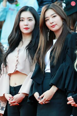 Photo : Irene & Seulgi