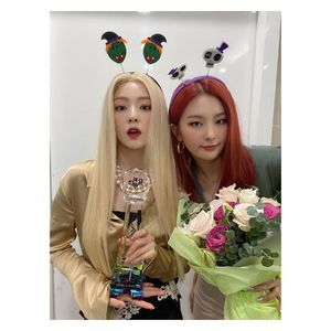 Photo : Irene & Seulgi