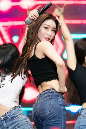 Photo : Chung Ha