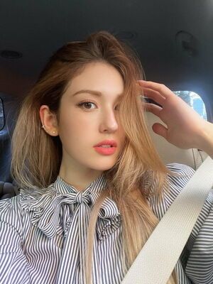 Photo : Somi