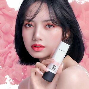 Photo : Lisa for MAC Cosmetics