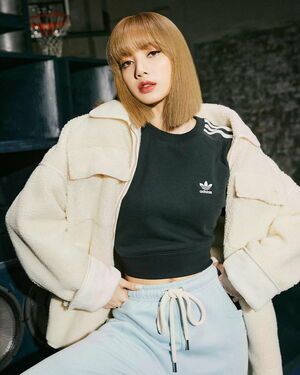 Photo : BLACKPINK for Adidas feat. Lisa