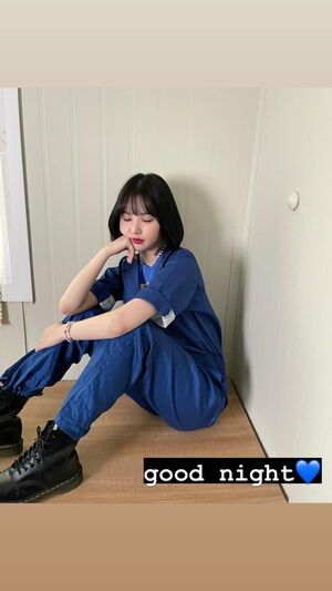 Photo : Eunha Instagram Story