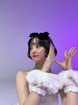 Photo : Eunha @ Studio Choom (VIVIZ Planet Universe FNS)