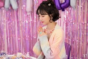 Photo : VIVIZ Twitter Update with Eunha