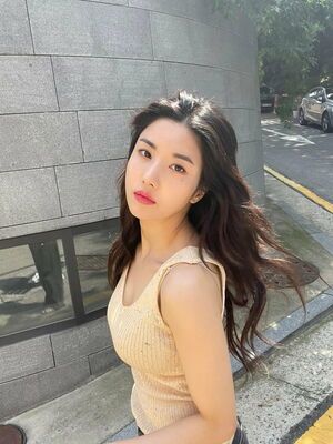 Photo : Ex Iz*One - Eunbi