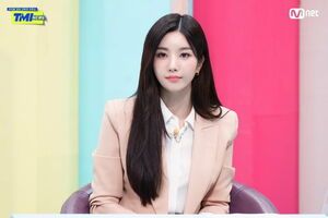 Photo : 210930 MnetKr Twitter Update With Kwon Eunbi @ TMI News