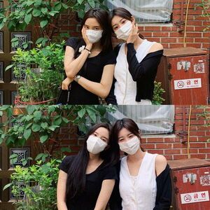 Photo : 210705 Kang Hyewon Instagram Update 3 with Shin Suhyun