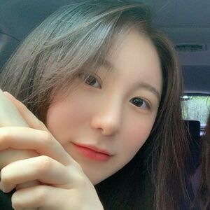 Photo : 210525 - Lee Chaeyeon Instagram Profile photo Update