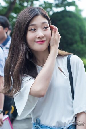 Photo : Chaeyeon