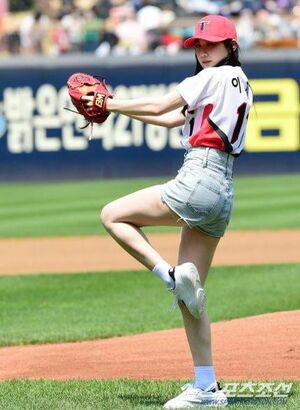 Photo : 220522 Lee Chaeyeon @ KIA Tigers