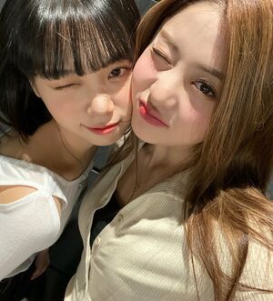 Photo : Chaewon & Yunjin