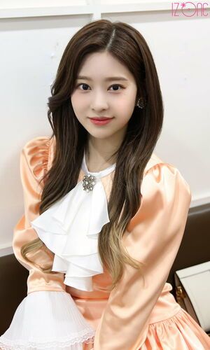 Photo : Minju - ex iz*one