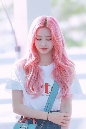 Photo : Pink Minju