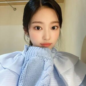 Photo : 210915 Kim Minju Twitter Update 2