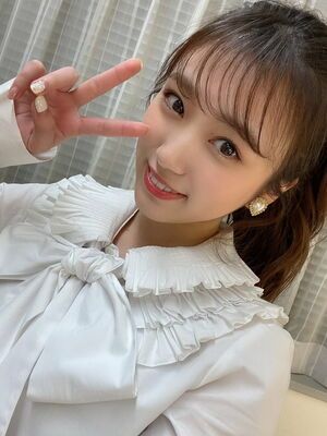 Photo : 220116 - Yabuki Nako Twitter Update